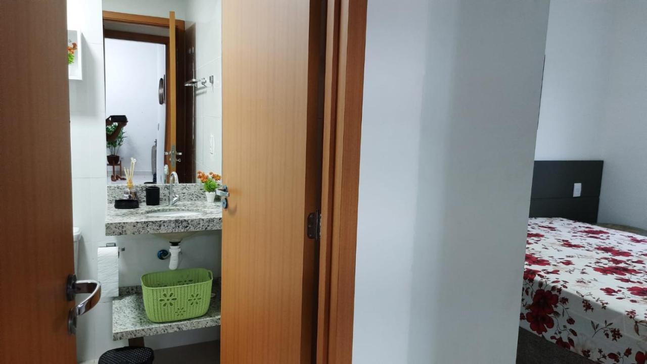 Apto Completo Toninhas Apartment *